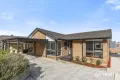 Property photo of 1/17 Castlecrag Close Endeavour Hills VIC 3802