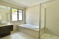 Property photo of 33 Inspiration Circuit Pakenham VIC 3810