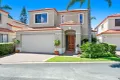 Property photo of 2/6-12 Monterey Keys Drive Helensvale QLD 4212