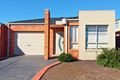 Property photo of 4/4 Georgia Crescent Werribee VIC 3030