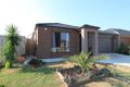Property photo of 10 Split Rock Drive Brookfield VIC 3338