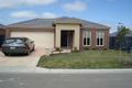 Property photo of 41 Scarlet Crescent Pakenham VIC 3810