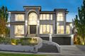 Property photo of 2 Avondale Grove Mount Waverley VIC 3149