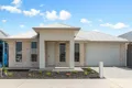 Property photo of 7 Bronzewing Drive Riverlea Park SA 5120