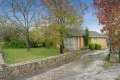 Property photo of 378 Waverley Road Mount Waverley VIC 3149
