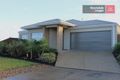 Property photo of 34 Gallery Way Pakenham VIC 3810