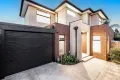 Property photo of 2/10 Kelvin Grove South Morang VIC 3752