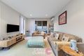 Property photo of 21 Flinders Chase Pakenham VIC 3810