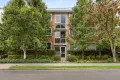 Property photo of 15/19A Ellesmere Road Windsor VIC 3181
