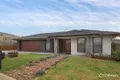 Property photo of 14 Thames Avenue Drouin VIC 3818