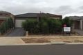 Property photo of 36 Hascombe Drive Caroline Springs VIC 3023