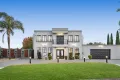 Property photo of 23 Sovereign Way Hillside VIC 3037