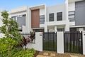 Property photo of 21 Mayfair Lane Hope Island QLD 4212