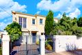 Property photo of 16 Collings Court Pascoe Vale VIC 3044