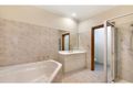 Property photo of 12 McGrath Court Wodonga VIC 3690