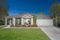 Property photo of 20 Lucerne Circuit Pakenham VIC 3810