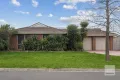 Property photo of 32 Dundee Way Sydenham VIC 3037