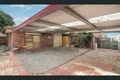 Property photo of 3 Cimberwood Drive Craigieburn VIC 3064