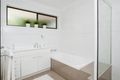 Property photo of 13 Robin Avenue Paradise Point QLD 4216