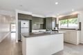 Property photo of 33 Tyrell Place Berwick VIC 3806