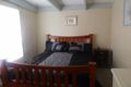 Property photo of 4 Endeavour Court Lakes Entrance VIC 3909