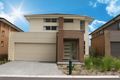 Property photo of 25 Barrier Reef Circuit Endeavour Hills VIC 3802