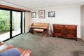 Property photo of 8 Gray Close Endeavour Hills VIC 3802