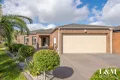 Property photo of 1 Regency Road Roxburgh Park VIC 3064
