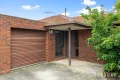 Property photo of 2/62 Argyll Circuit Melton West VIC 3337