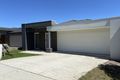 Property photo of 5 Young Street Pakenham VIC 3810