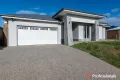 Property photo of 33 Erlandsen Circuit Wodonga VIC 3690