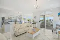 Property photo of 2 Champagne Boulevard Helensvale QLD 4212