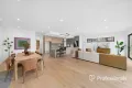 Property photo of 18 Oak Hill Road Mount Waverley VIC 3149