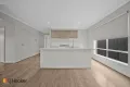 Property photo of 33 Peninsula Crescent Craigieburn VIC 3064