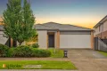 Property photo of 33 Peninsula Crescent Craigieburn VIC 3064