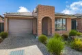 Property photo of 2/22 Dalray Crescent Kurunjang VIC 3337