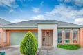 Property photo of 18 Damask Drive Tarneit VIC 3029
