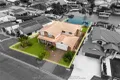 Property photo of 6 Seabreeze Street Paradise Point QLD 4216
