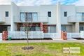 Property photo of 17 Catseye Walk Treeby WA 6164