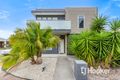 Property photo of 11 Laurina Link Pakenham VIC 3810