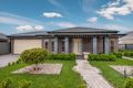 Property photo of 24 Fairhaven Boulevard Craigieburn VIC 3064