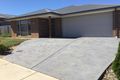 Property photo of 8 Tara Grove Drouin VIC 3818