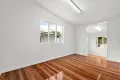 Property photo of 17 Oatland Crescent Holland Park West QLD 4121