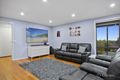 Property photo of 7 Ravenhill Crescent Endeavour Hills VIC 3802