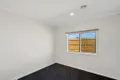 Property photo of 52 Cherrypool Crescent Eynesbury VIC 3338