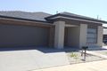 Property photo of 8 Lucerne Street Tarneit VIC 3029
