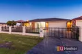 Property photo of 17 Terri-Ester Drive Berwick VIC 3806