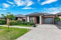 Property photo of 52 Streamside Drive Craigieburn VIC 3064