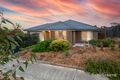 Property photo of 8 Raine Court Sunbury VIC 3429