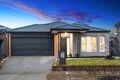 Property photo of 15 Hawking Crescent Fraser Rise VIC 3336